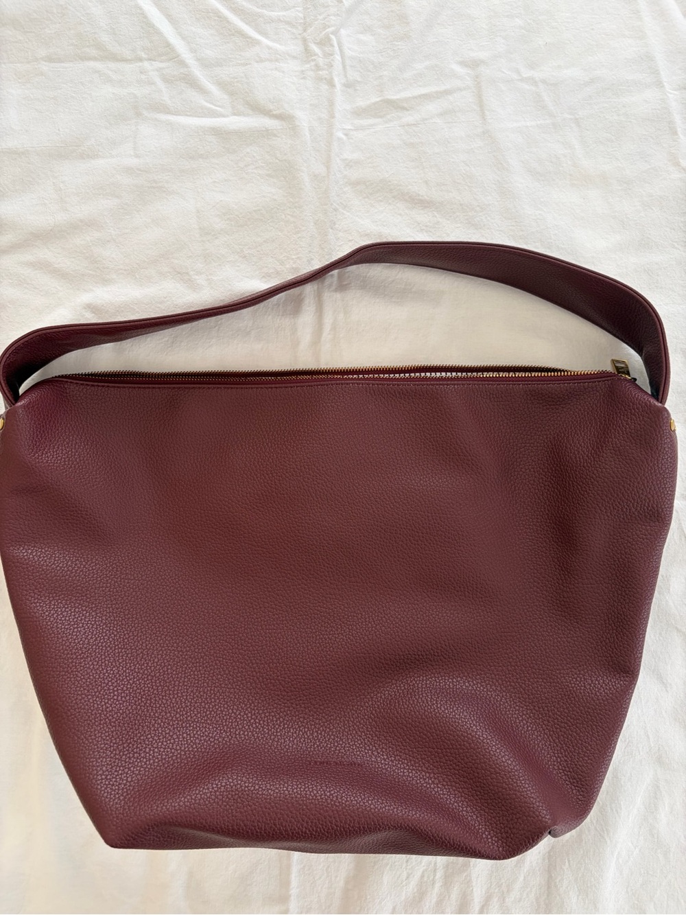 Louenhide Women's Burgundy Vegan Leather Shoulder Bag - Sleek Everyday Carry